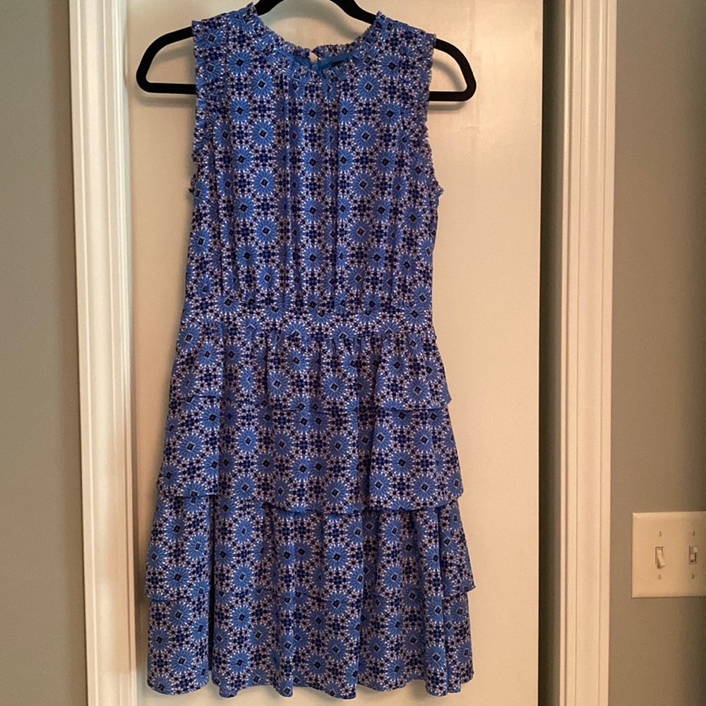 Super cute, tiered skirt,  blue patterned sleeveless dress